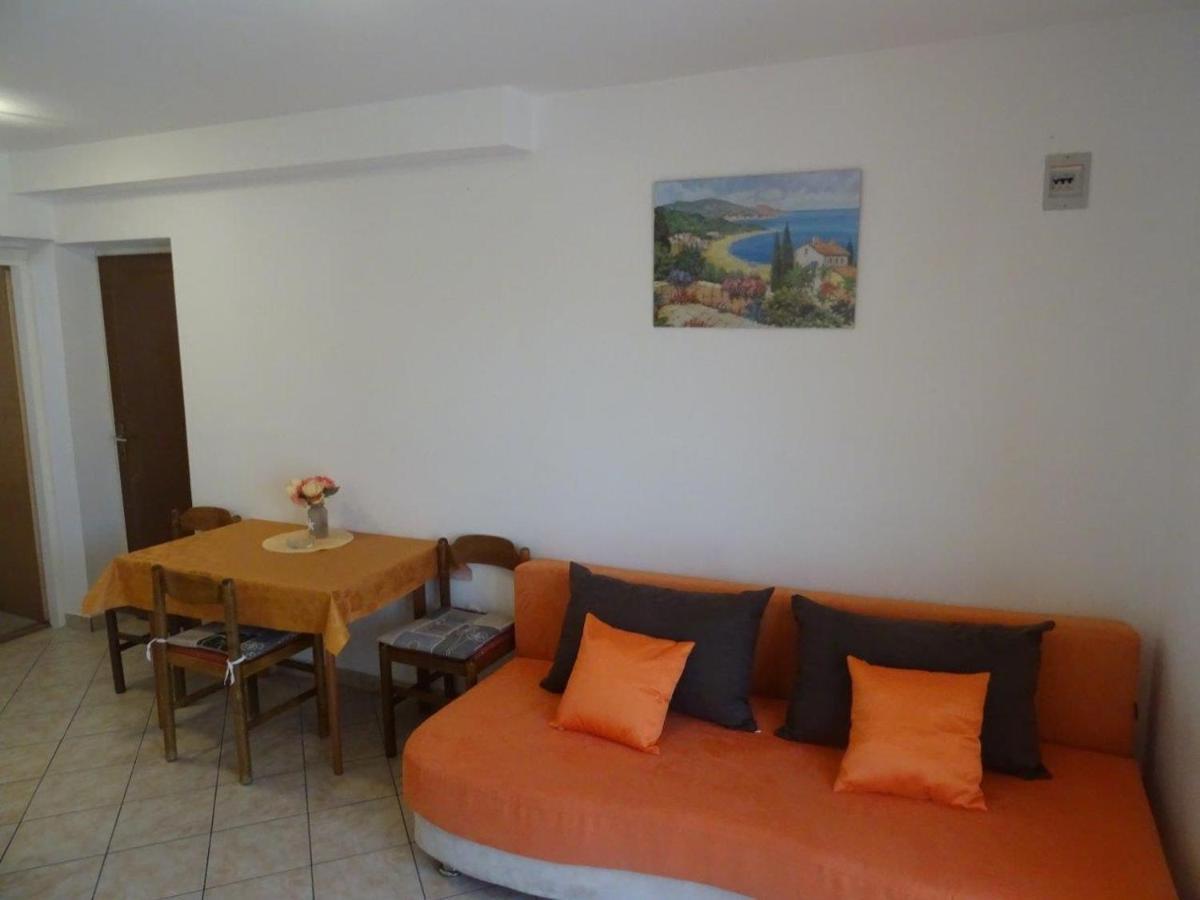 Apartments With A Parking Space Biograd Na Moru, Biograd - 860 Bagian luar foto